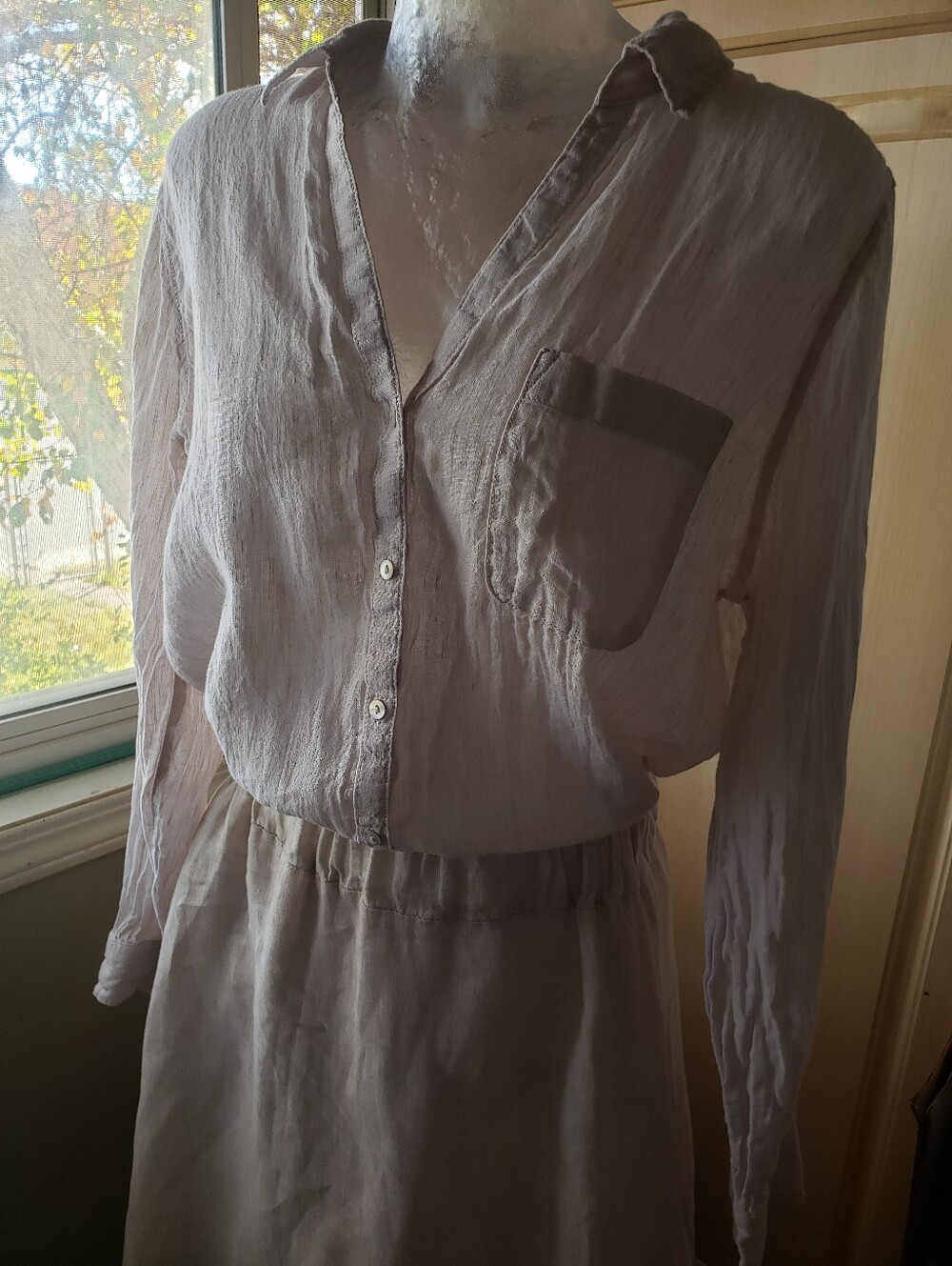 Sigrid Olsen 100% Linen Lightweight Button-Down Shirt in Cream